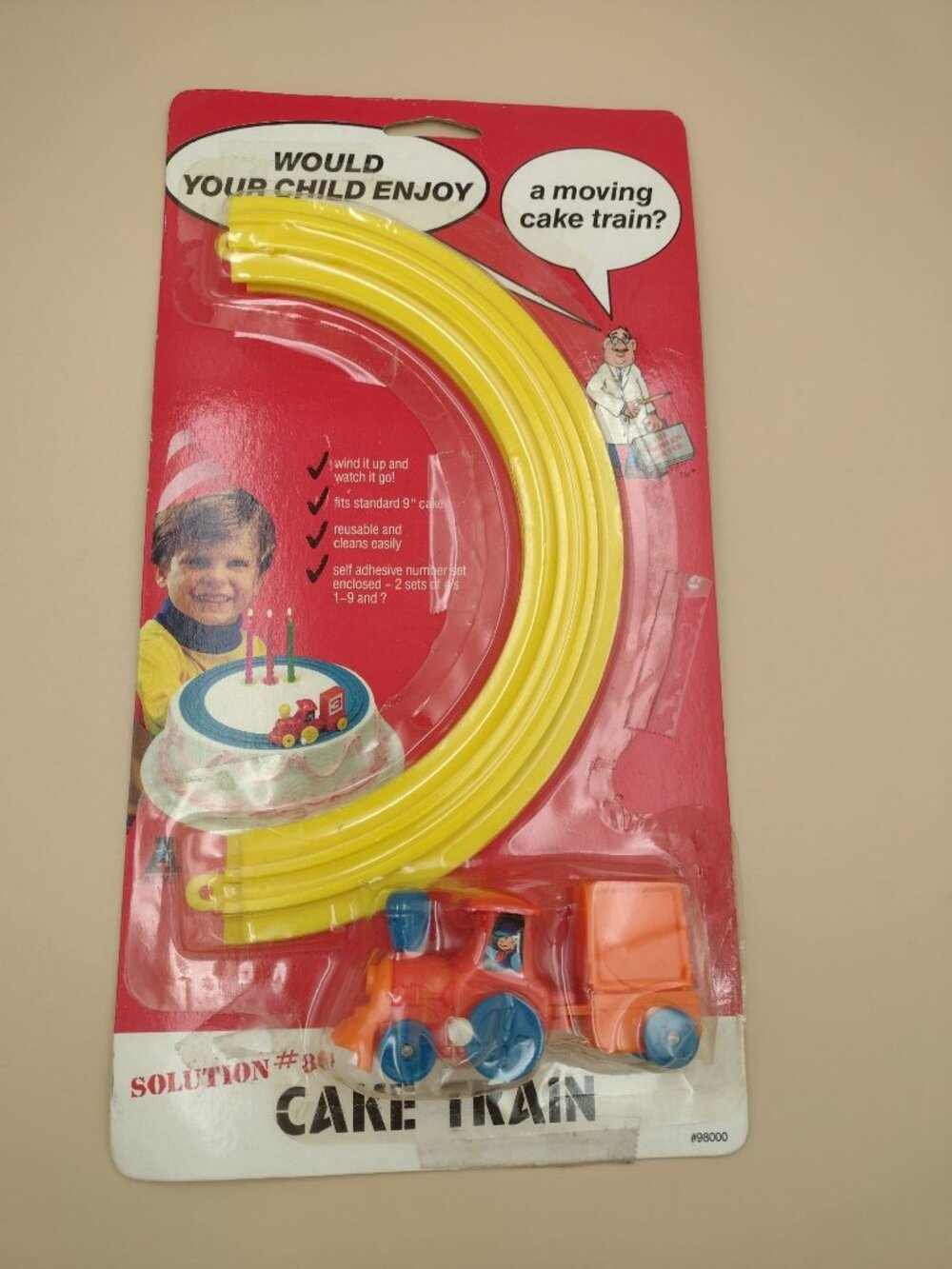 Moving Cake Train Birthday Cake Topper Kit Wind-Up Train With Track Child Party
